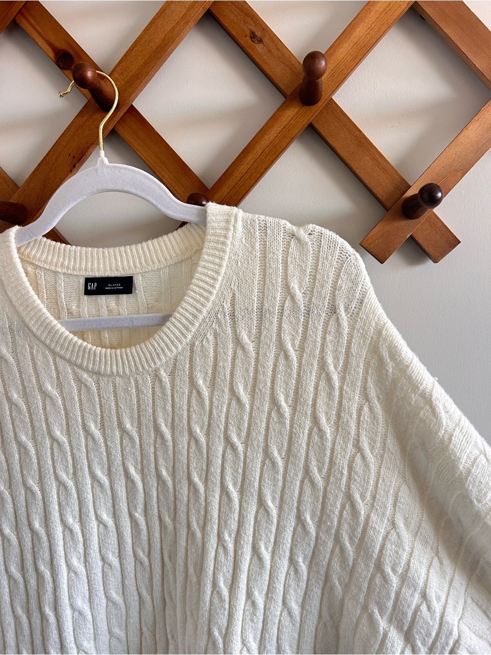 Gap Cream Cable Knit Sweater - Women's Cozy Crewneck - Picture 2 of 3